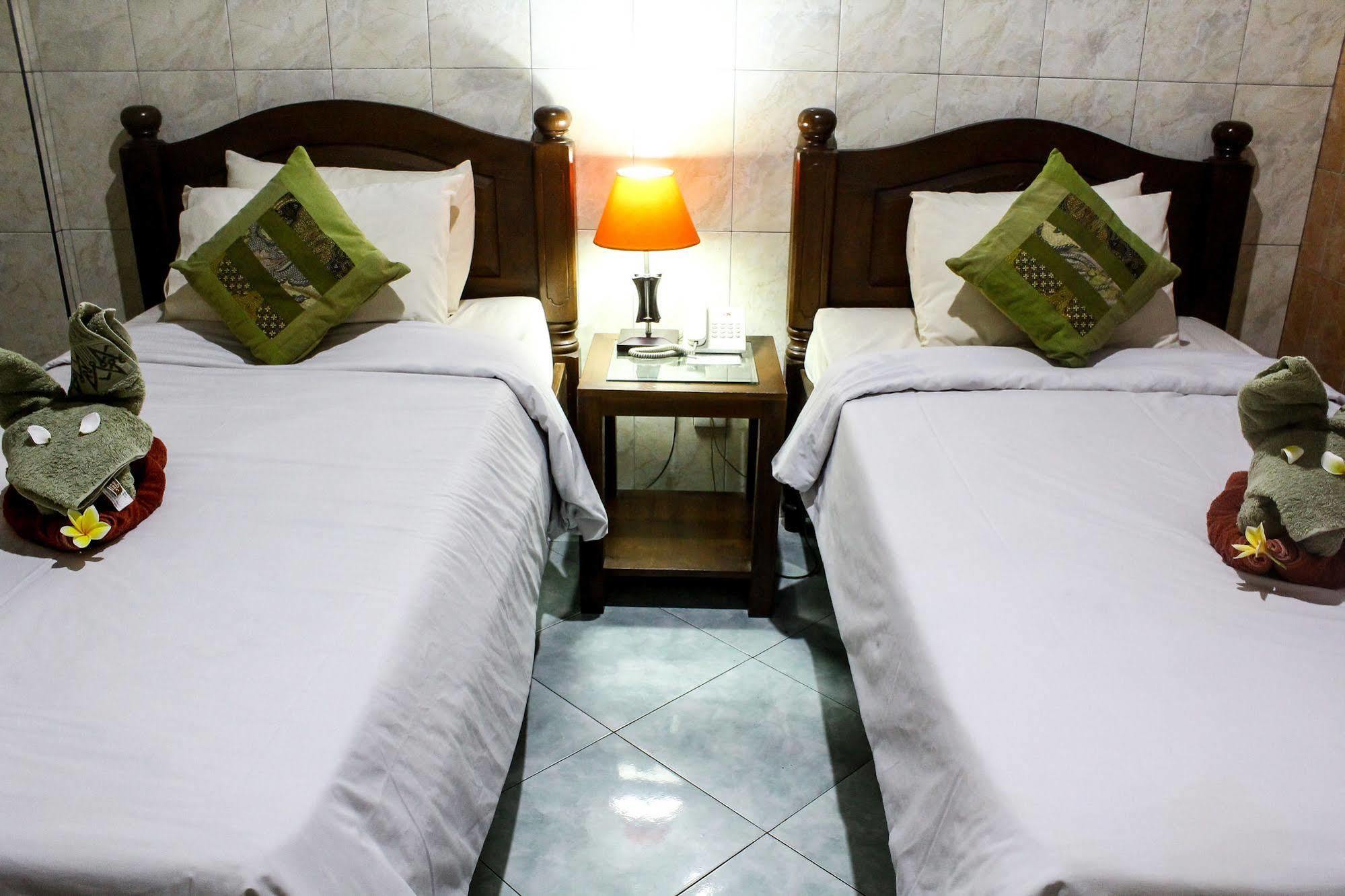 Balita Beach Inn Kuta Kuta Lombok Extérieur photo