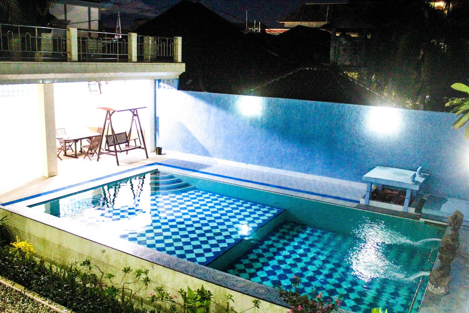 Balita Beach Inn Kuta Kuta Lombok Extérieur photo